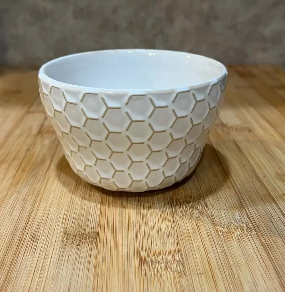 Textured White Bowls Soup/Cereal - microwave, oven, dishwasher safe - Set of 4